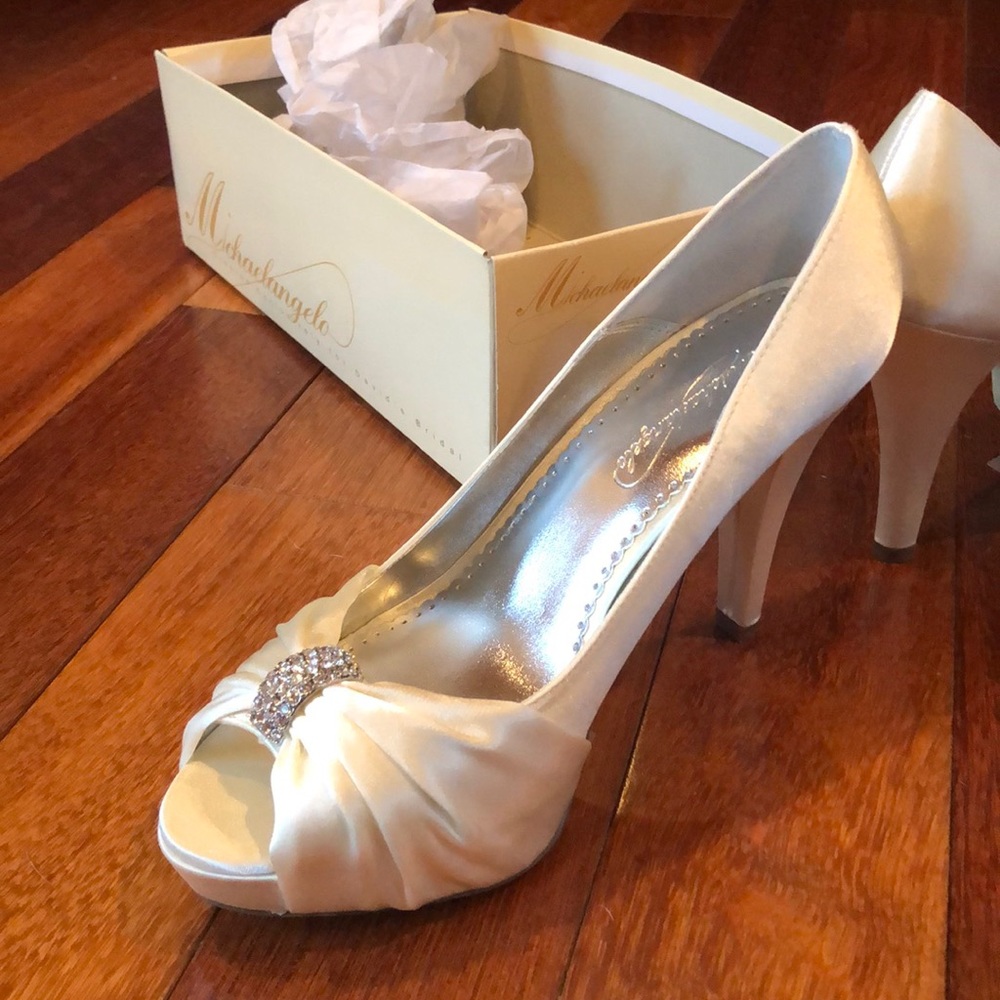 Peep toe Bridal shoes(never worn)